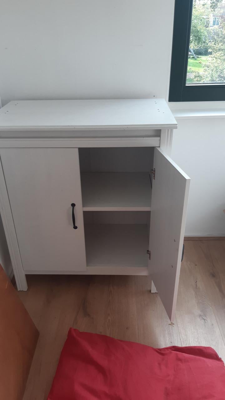 Diverse kasten te koop vanaf 5 euro