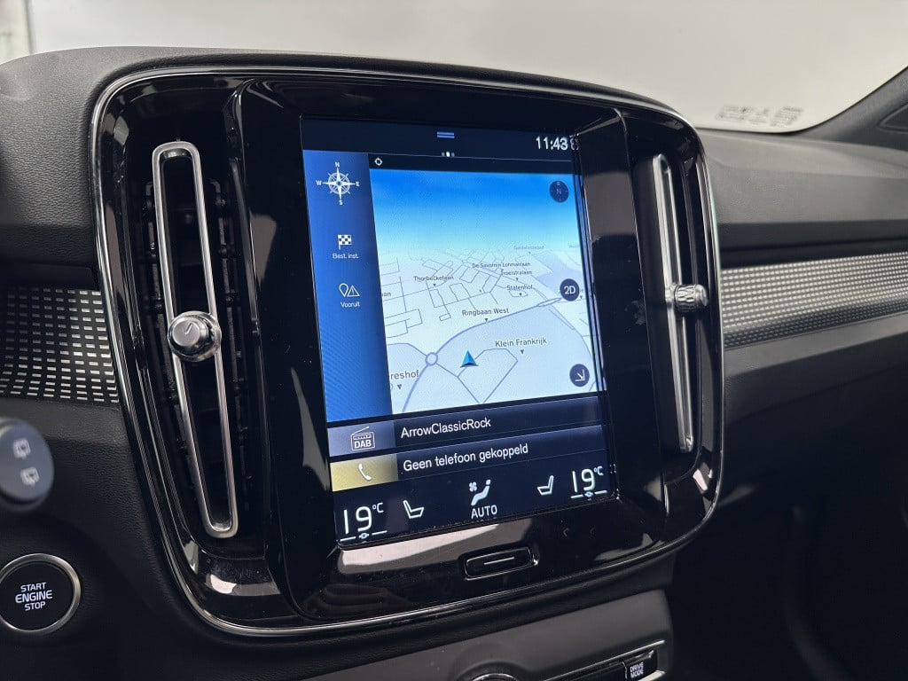 Volvo XC40 1.5 t4 rech r-design | trekhaak | adaptief cc. | 360 camera |