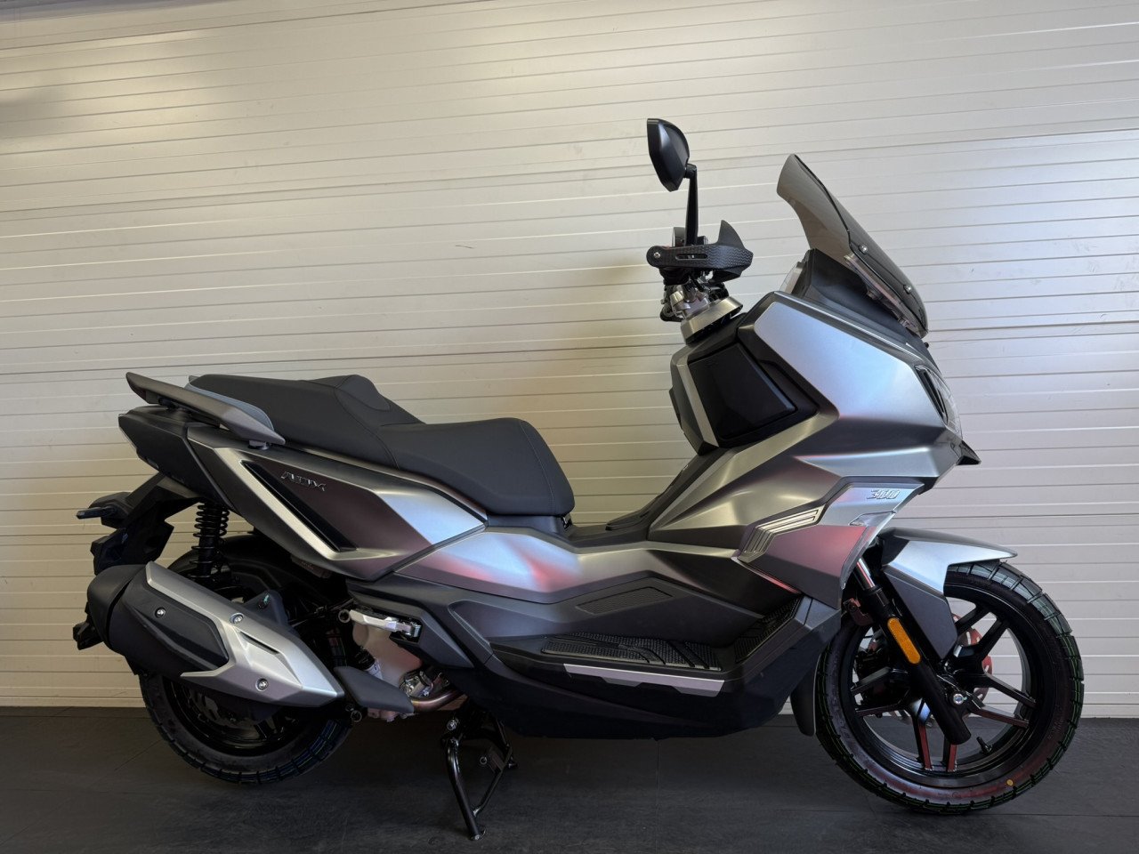 Nieuw de Sym ADX 300 motorscooter incl. 60maanden garantie!