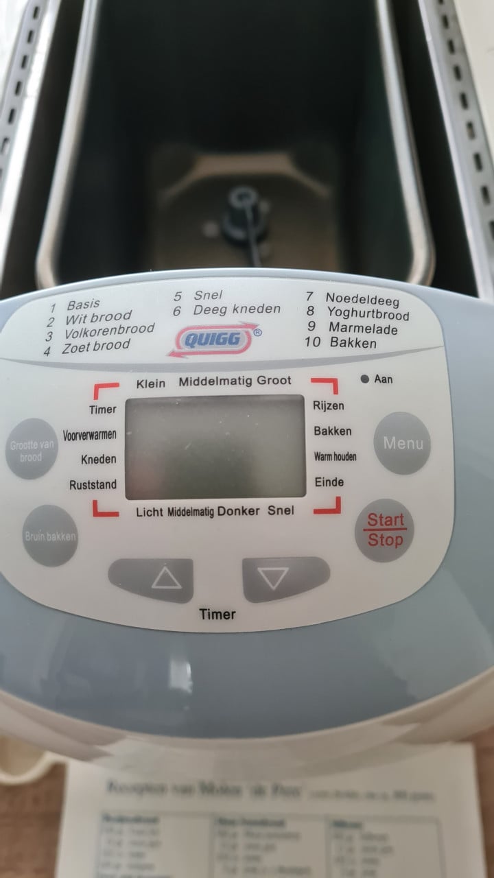 Broodbakautomaat Nieuw in doos merk QUIQQ 850W