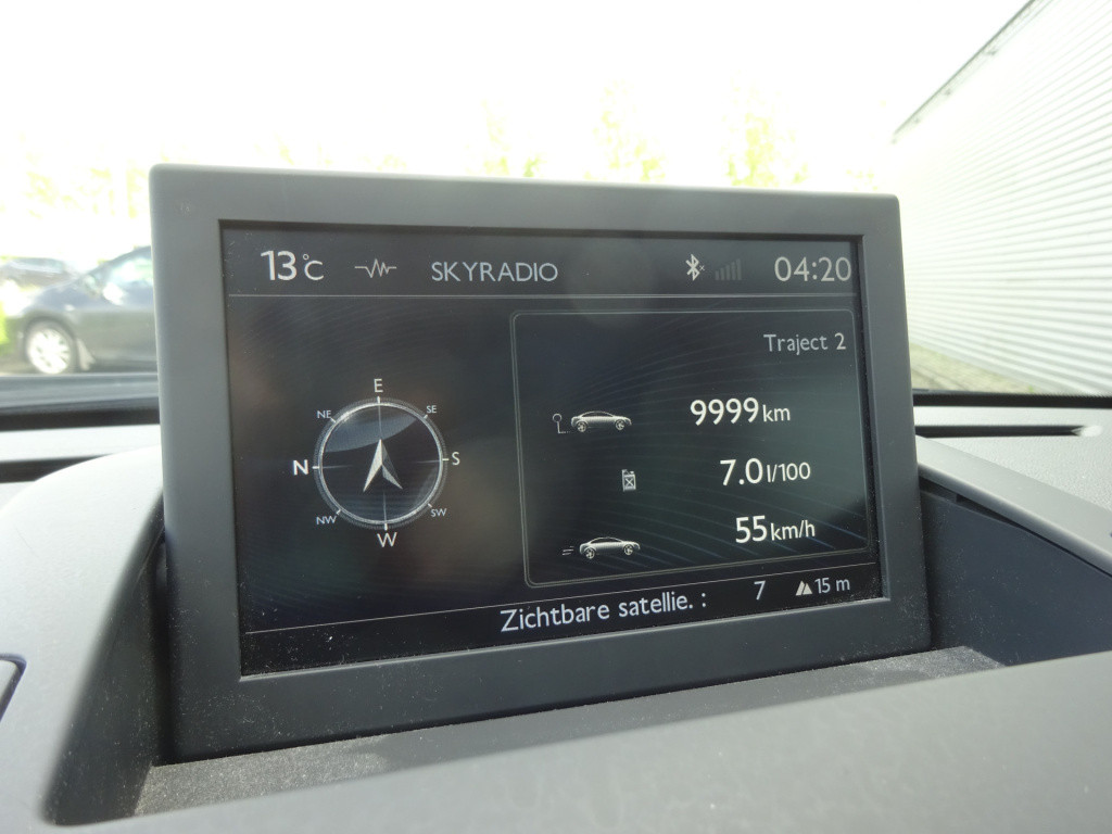 Peugeot 3008 1.6 thp style automaat 1e eigenaar panoramadak / climate / nav