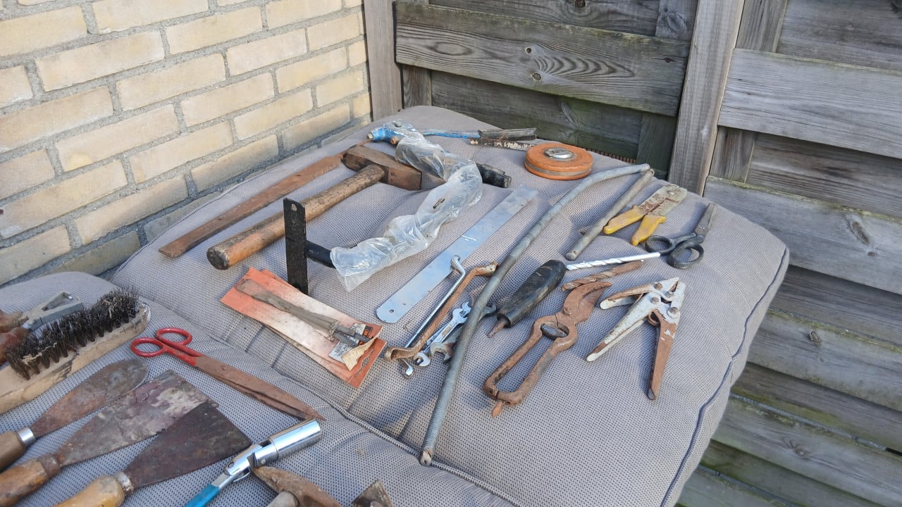Partij handgereedschap te koop