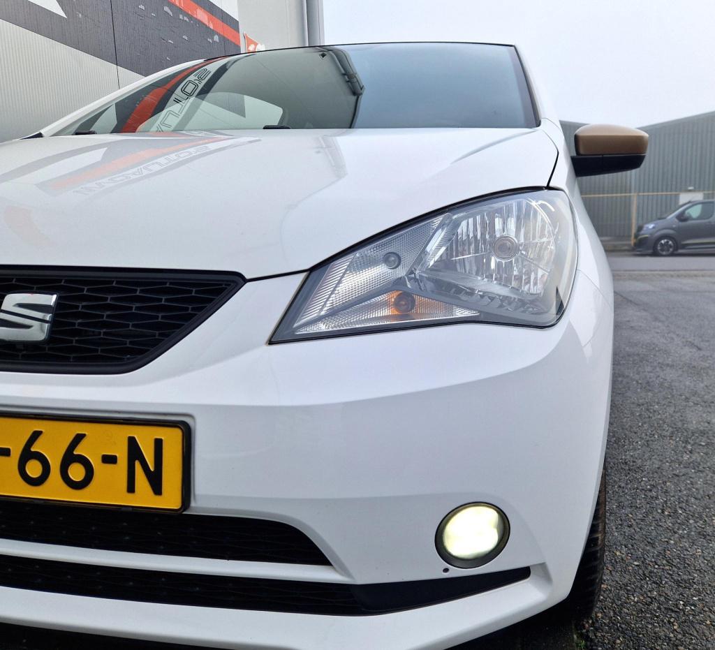 Seat Mii 1.0 mii by cosmopolitan