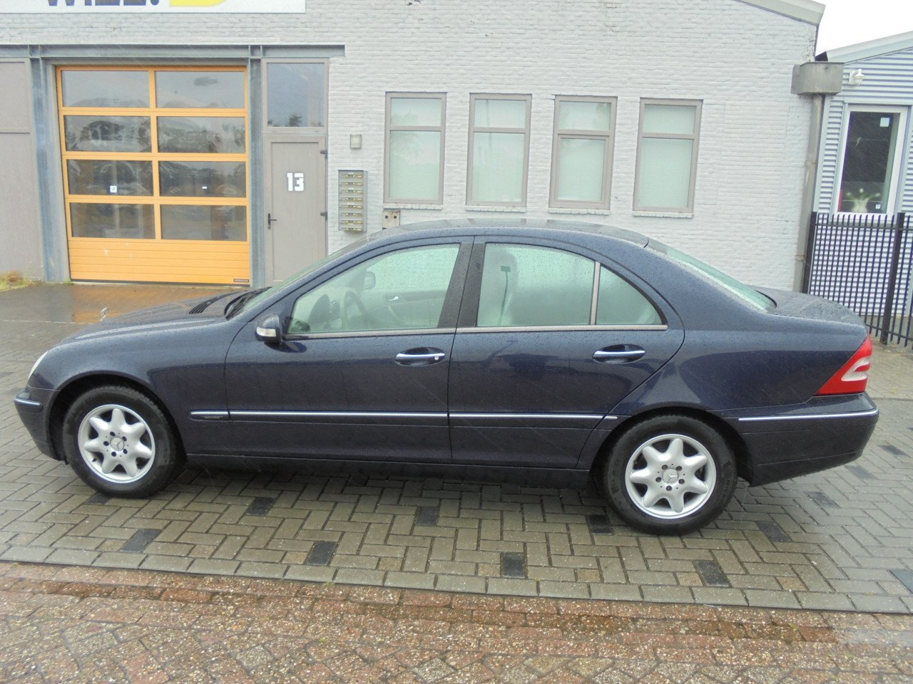 Mercedes C180 Stedan Elegance ,nette en fijne auto rijd schakeld 100%