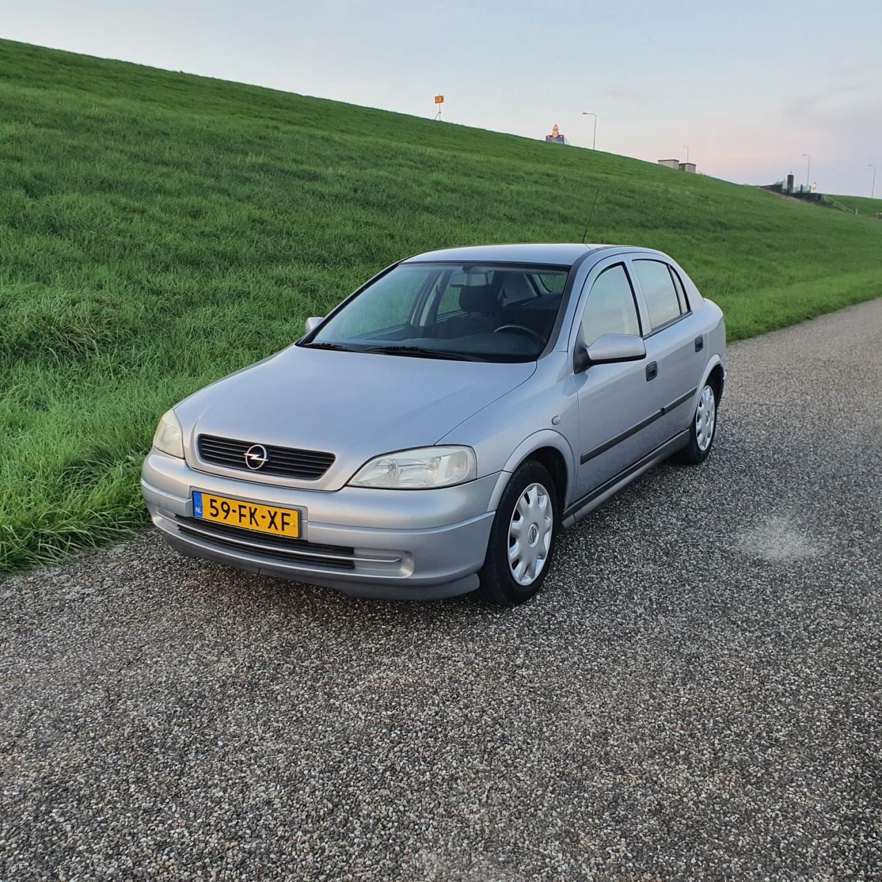 Opel Astra 1.6 GL 5 deurs Verkocht