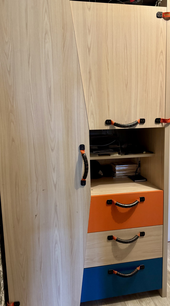 Stoere kledingkast