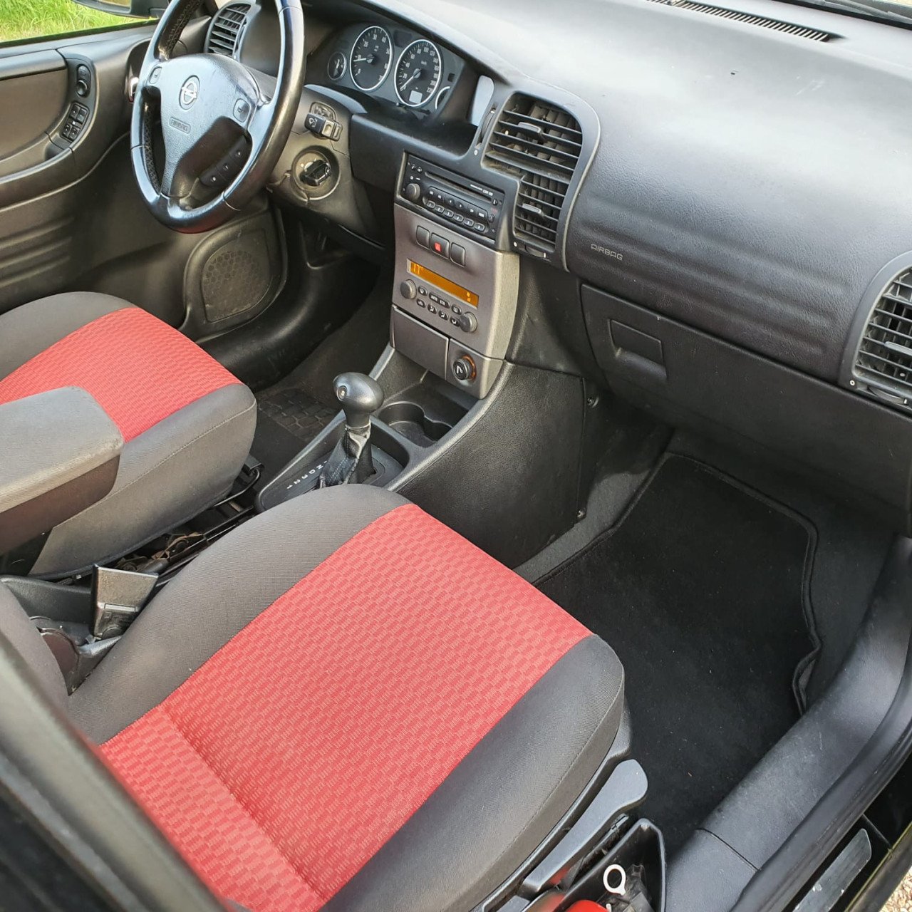 Opel Zafira 1.8 16V Elegance Automaat
