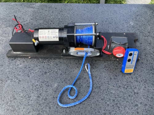 12V lier voor inbouw auto
