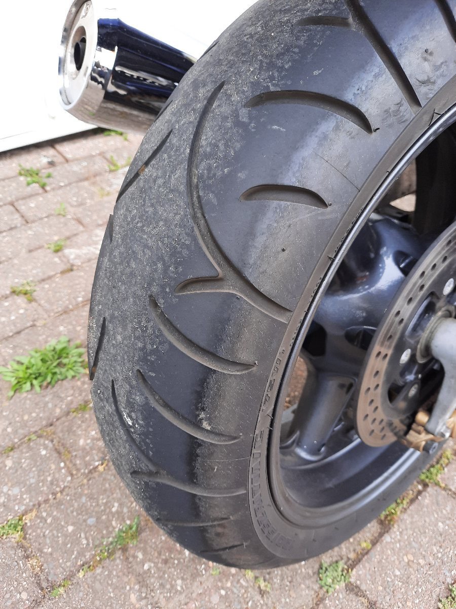 Suzuki GSX1400 uit 2005, mooie naked bike