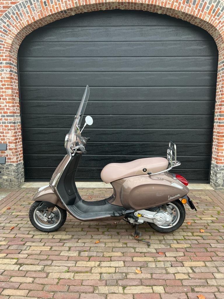 Vespa Primavera