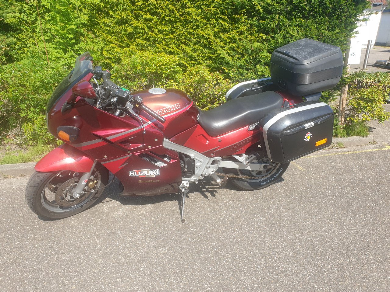 Suzuki gsx1100f