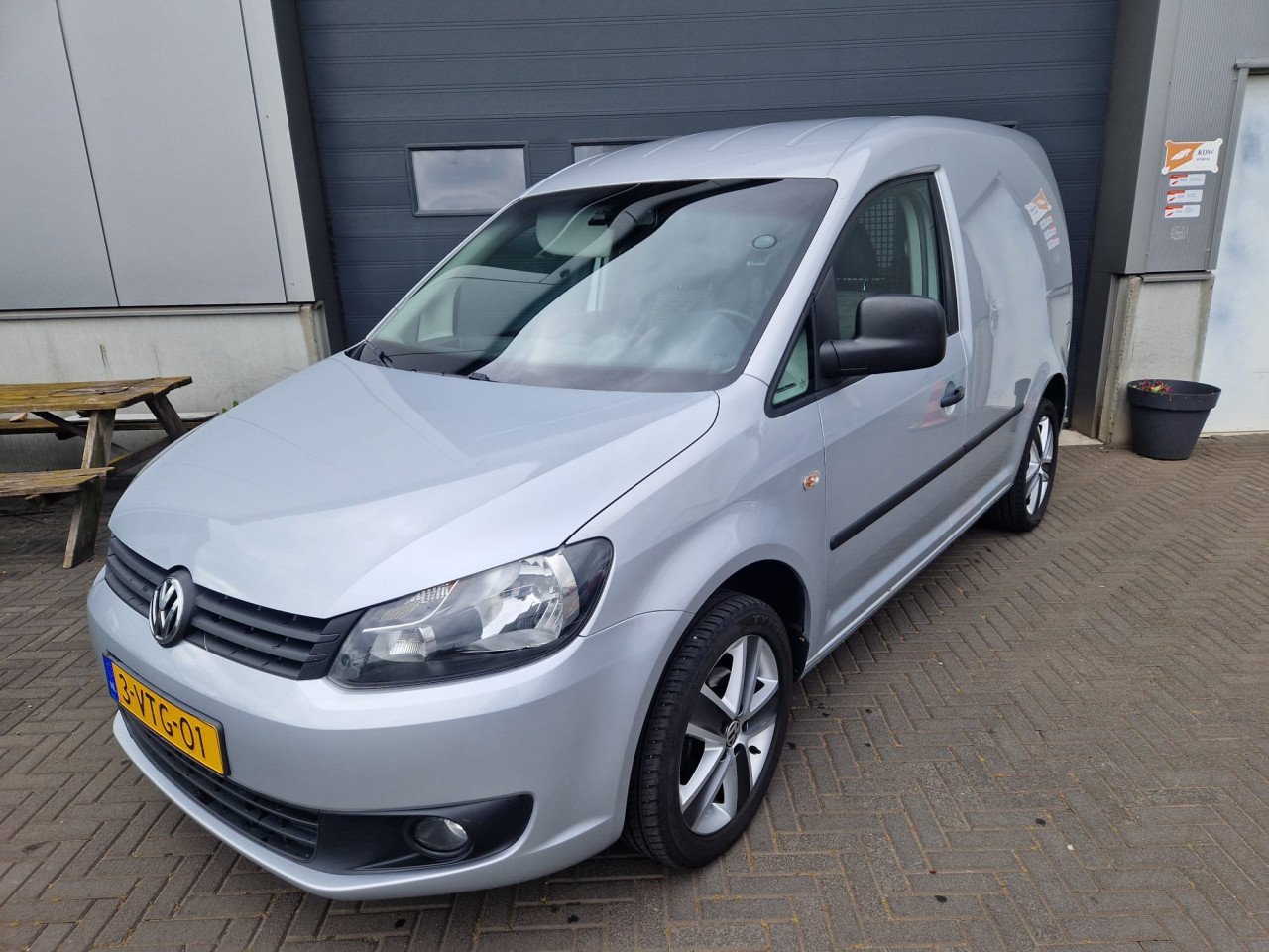 TE KOOP VOLKSWAGEN CADDY 1.6 TDI EURO 5