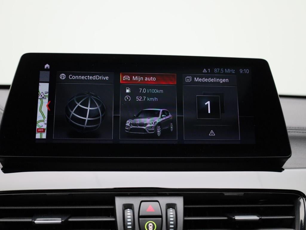 BMW X1 sdrive20i business edition plus | automaat | stoel verwarming | lede