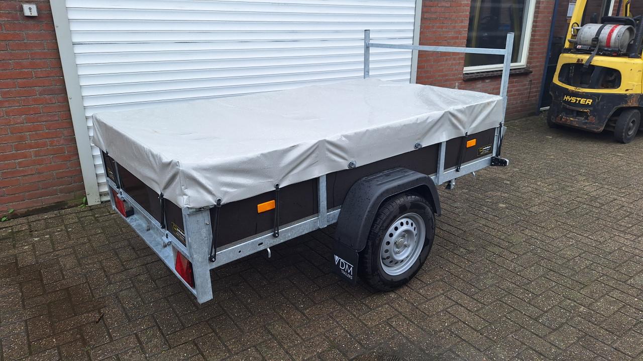VDM Bakwagen 220x130 3 maanden oud!