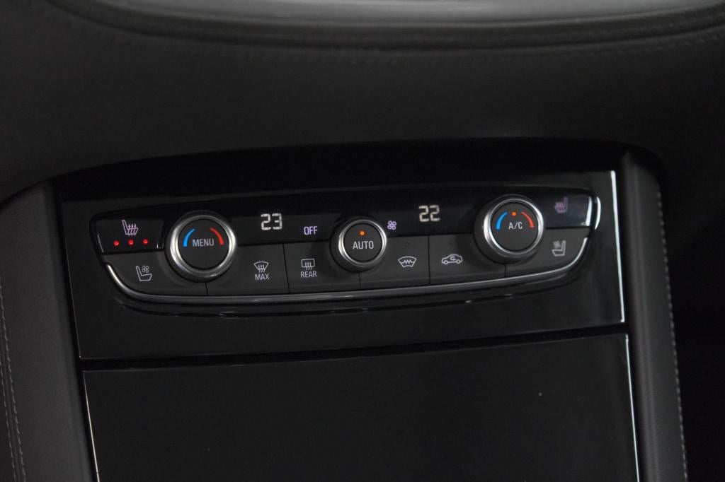 Opel Grandland 1.6 turbo plug-in hybrid 300 4x4 ultimate | trekhaak | elekt