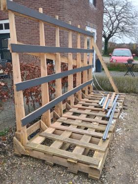 Transport bok  makkelijk voor prefab delen of kozijnen