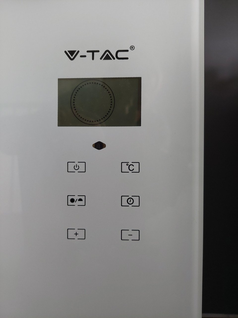 Electrische verwarming plaatradiator