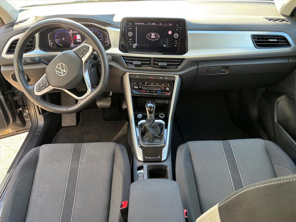 Volkswagen T-roc 1.5 tsi 150pk 7-dsg life edition| navi|carplay|autom inpar