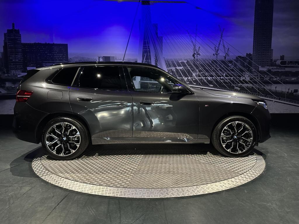 BMW X3 20 xdrive *pano*surroundview*parkass*driveass*leder*memory*