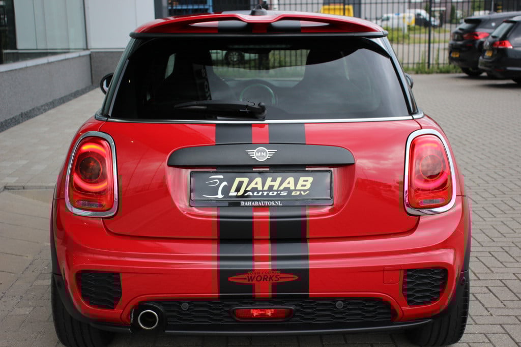 Mini Cooper mini 1.5 | john cooper works pakket | jcw stoelen | parkeersens