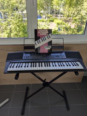 Yamaha PSR 37 Keyboard