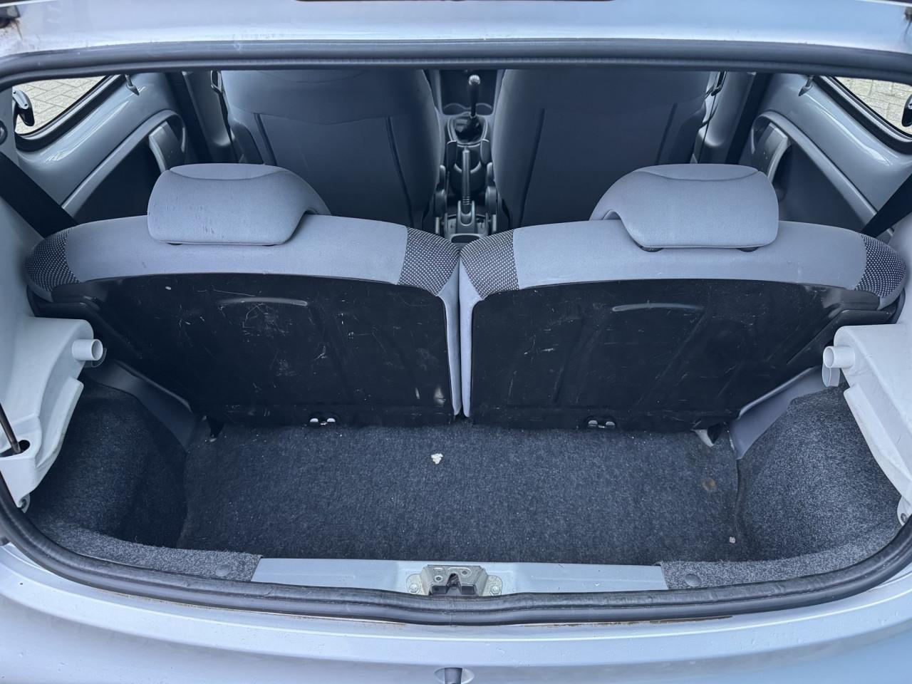 Leuke Peugeot 107 1.0 12v 2008 5 deurs met airco!