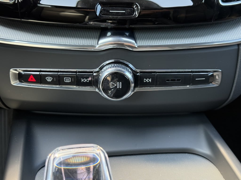 Volvo XC60 t6 398pk recharge ultra black edition| full options !