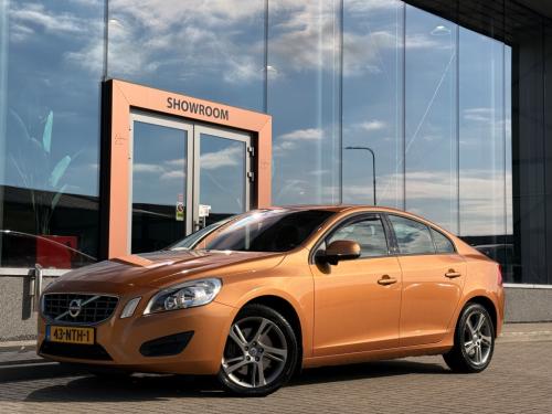 Volvo S60 2.0t 203pk kinetic automaat | cruise | parkeersensoren | stoelver