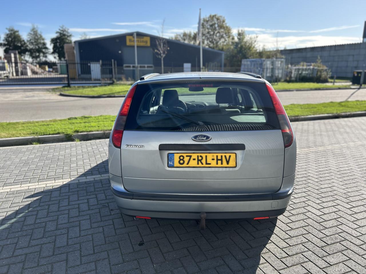 Ford Focus Wagon 1.6-16V Ambiente/INRUILKOOPJE/CRUISE CONTR