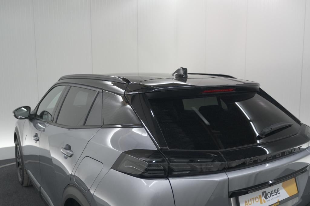 Peugeot 2008 puretech 130 eat8 gt | 360 camera | stoelmassage | adaptieve c