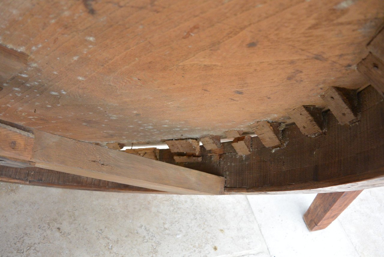 Antieke tafel