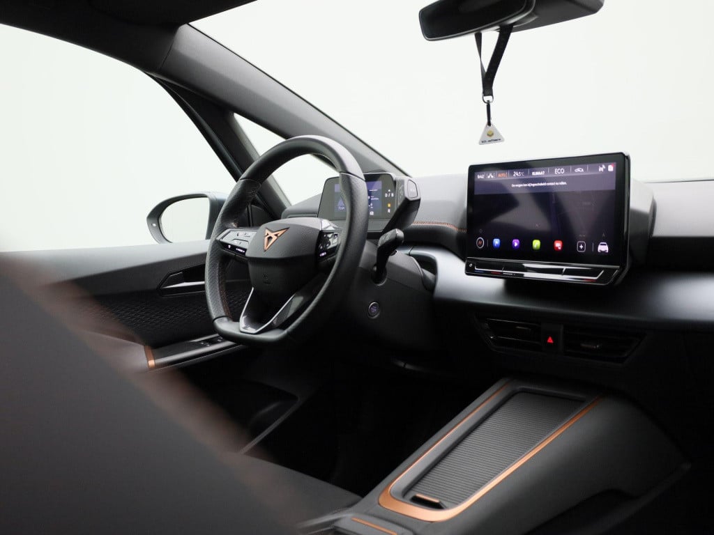 Cupra Born business 62 kwh | navigatie | apple carplay / android auto | ach