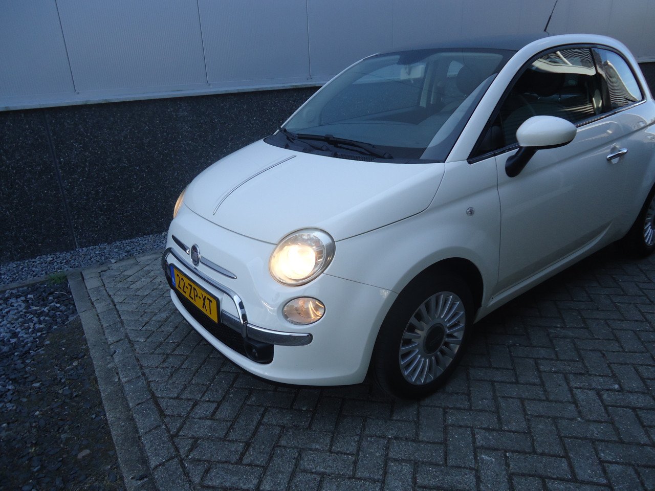 FIAT 500 14-16V LOUNGE