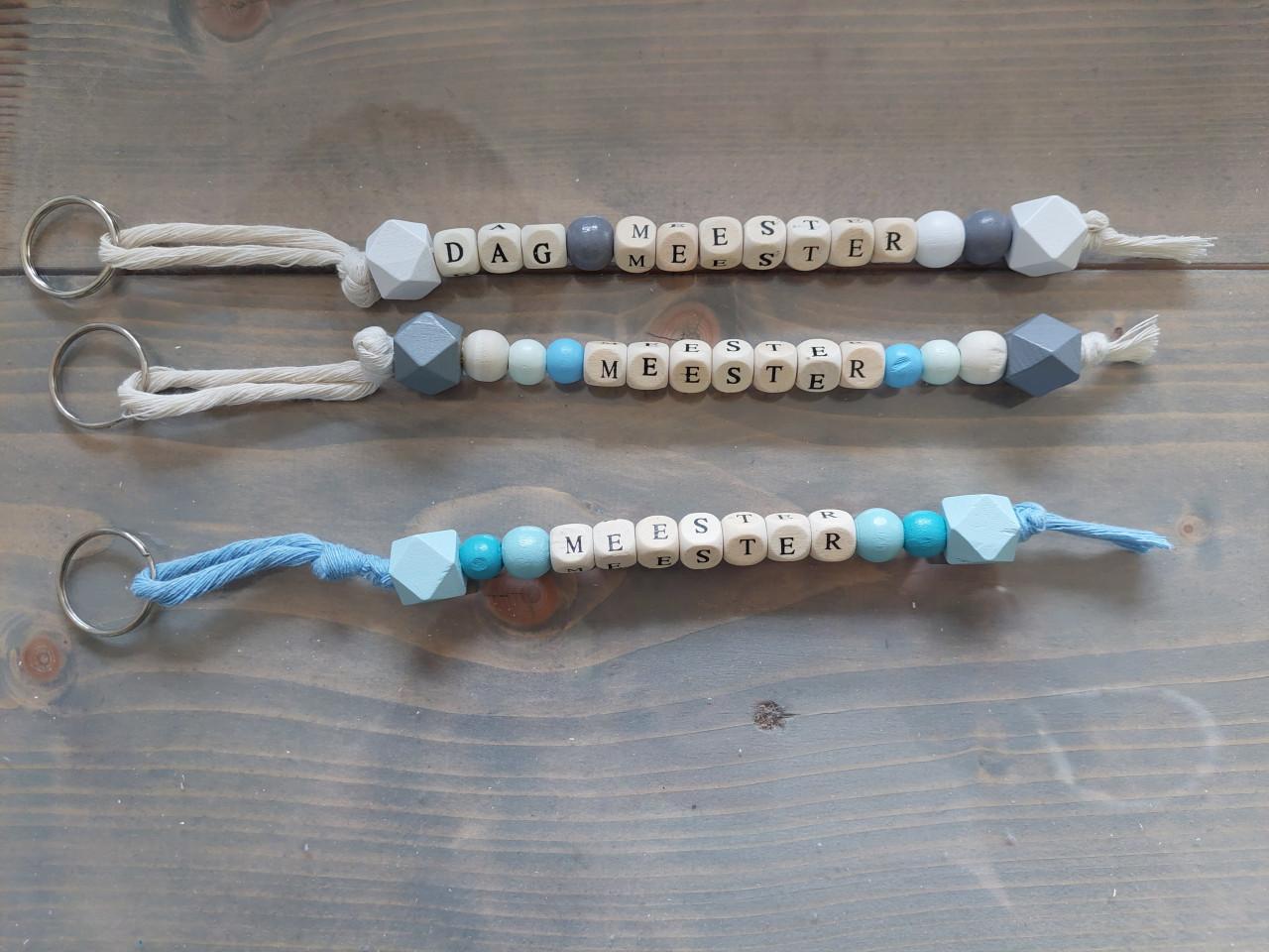 Nieuwe sleutelhangers meester