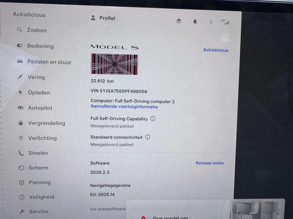 Tesla Model S plaid awd