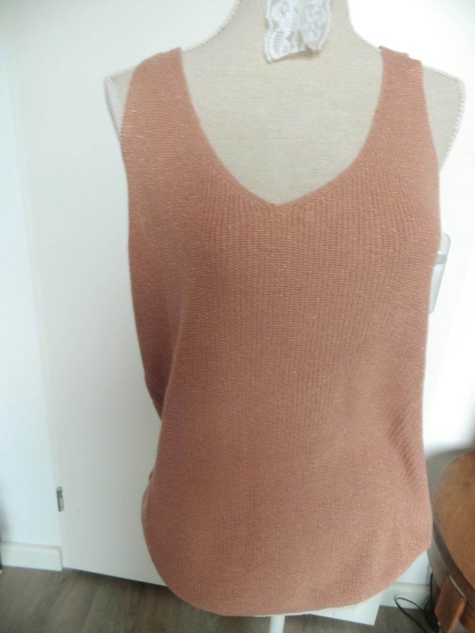 Top maal L-XL.