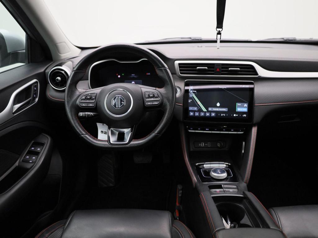 MG Zs Ev long range luxury 70 kwh 3-fase 11kw-lader | leder | panoramadak |