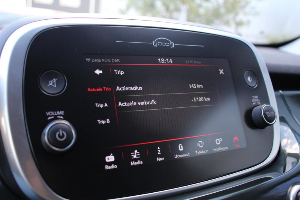 Fiat 500x 1.0 turbo cross - navi - carplay - full led - trekhaak - leder - 