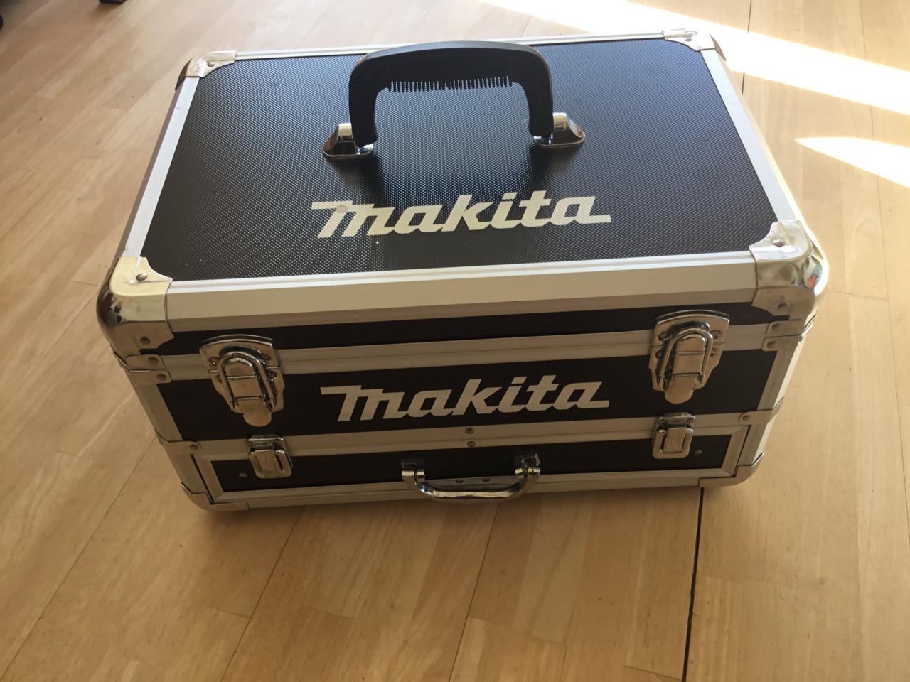 Makita koffer leeg