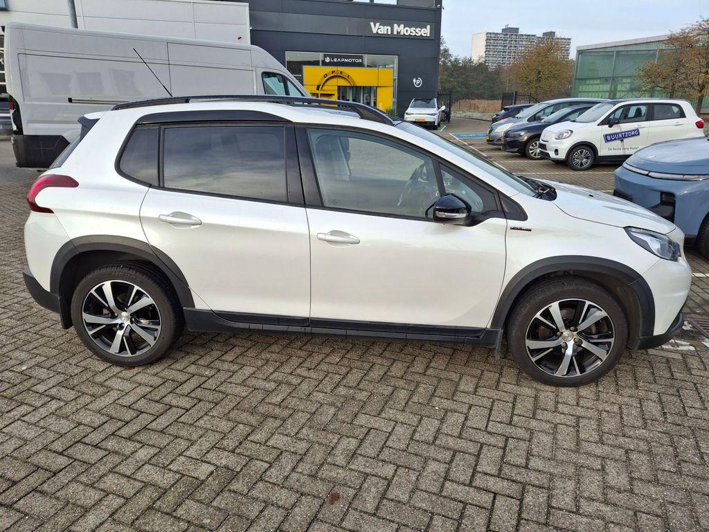 Peugeot 2008 gt-line 1.2 pt-110pk navigatie metaliclak trekhaak parkeerhulp