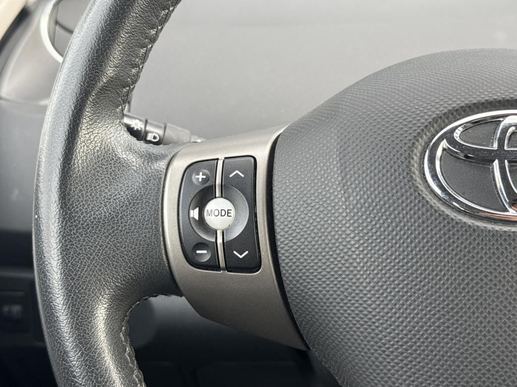 Toyota Yaris 1.3 vvti dynamic | airco | lm velgen