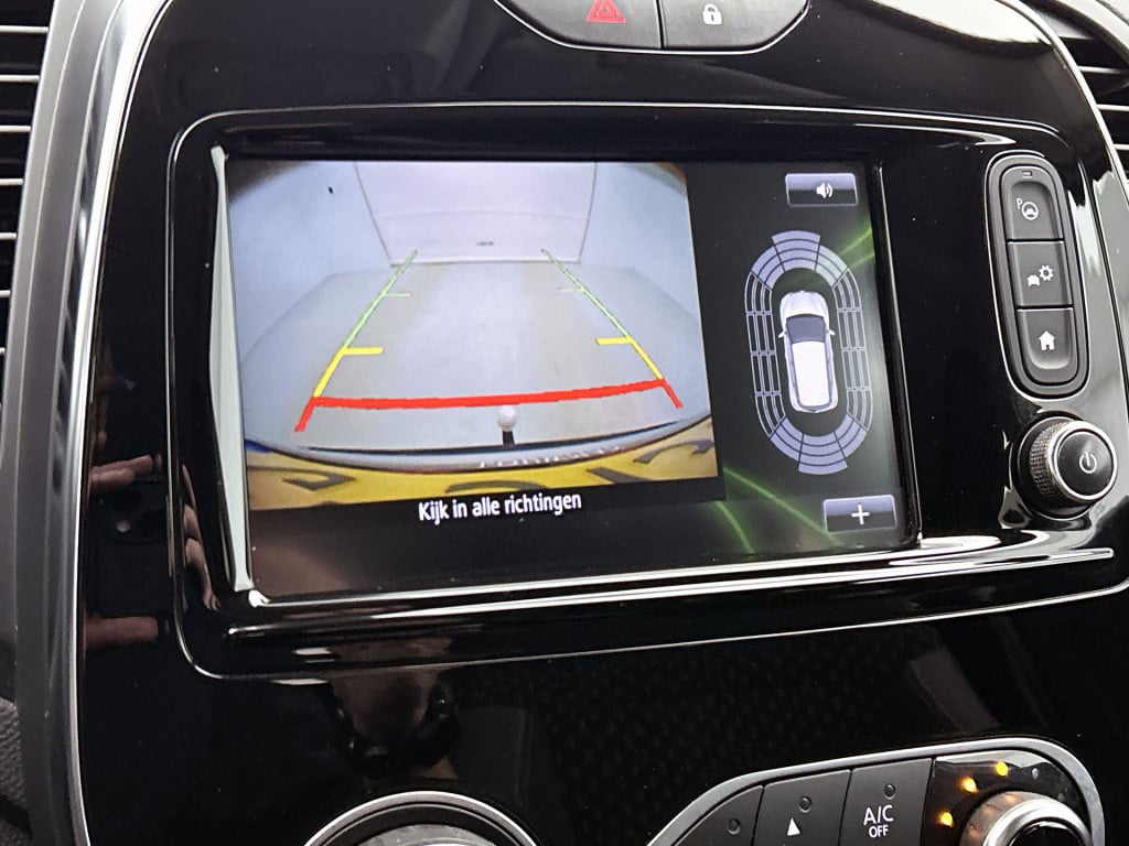 Renault Captur 1.3 tce intens / trekhaak / bose sound / camera / carplay-an