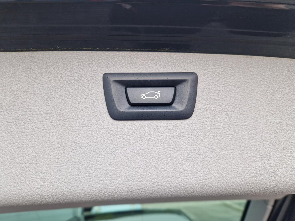 BMW 3-serie touring 320i executive