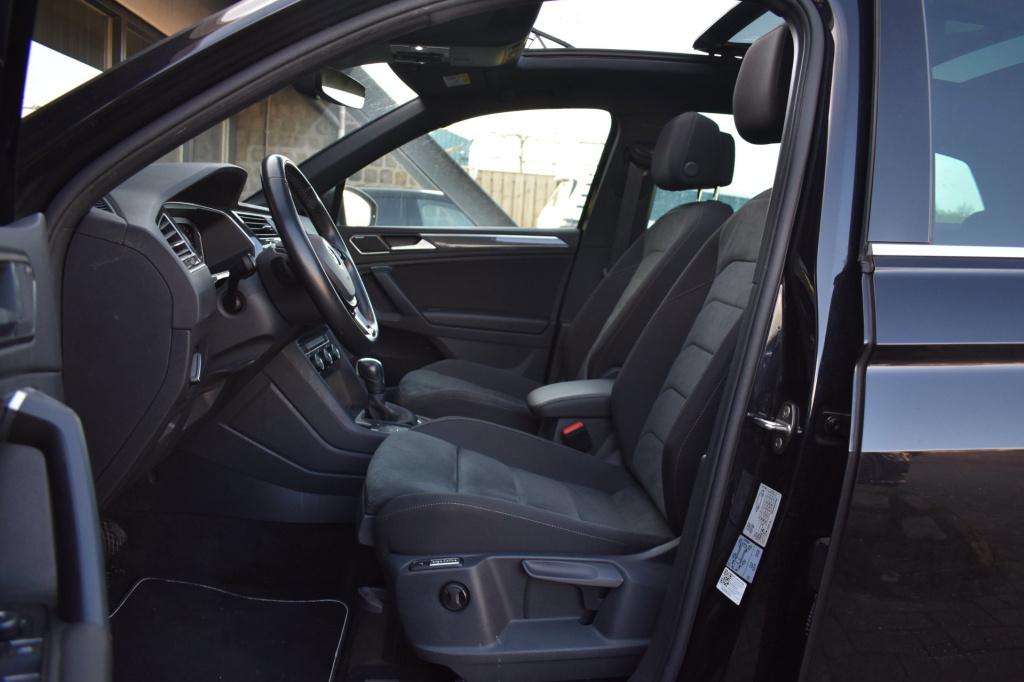 Volkswagen Tiguan 1.5 tsi act highline r-line | trekhaak | panoramadak | dy