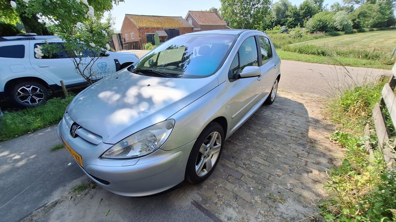 Peugeot 307 1.6 16V Benzine !!nieuwe APK!!