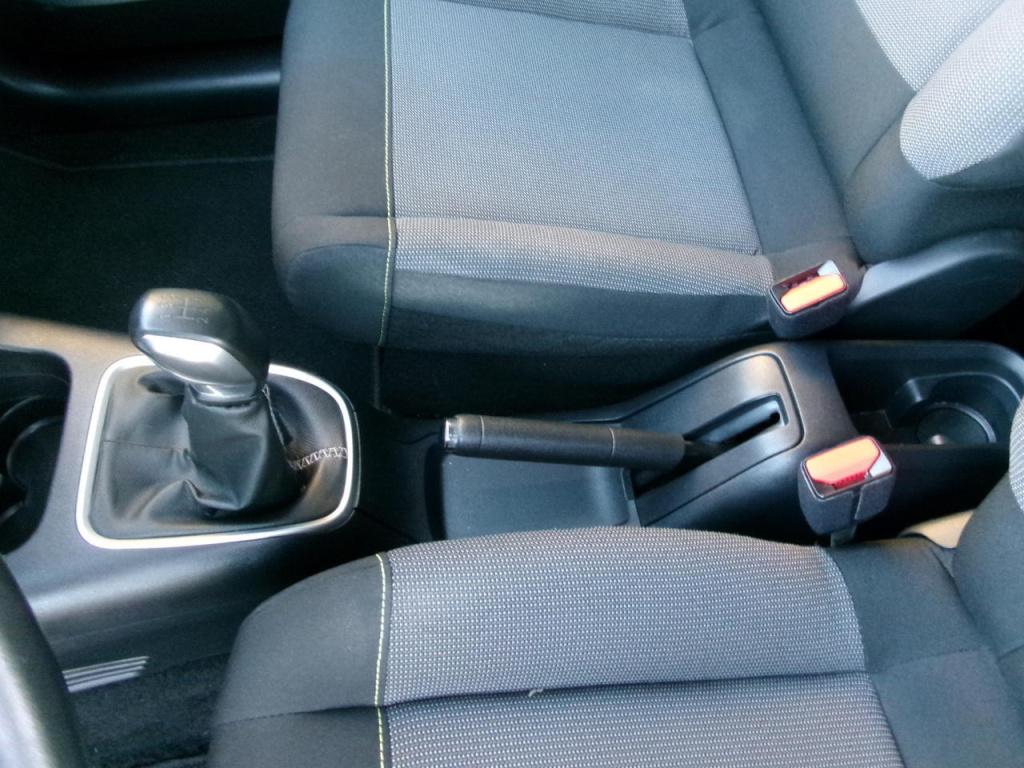 Citroen C3 1.2 cruise contr., navi, camera, dealer onh.