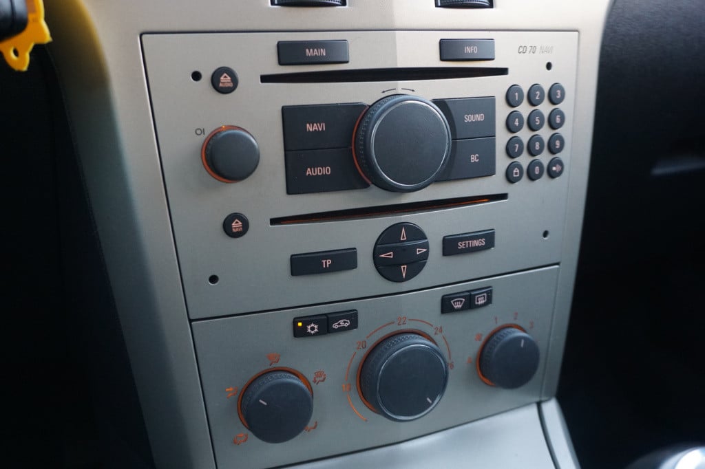 Opel Astra wagon 1.6 temptation airco / navi / cruise / elektr. ramen / par