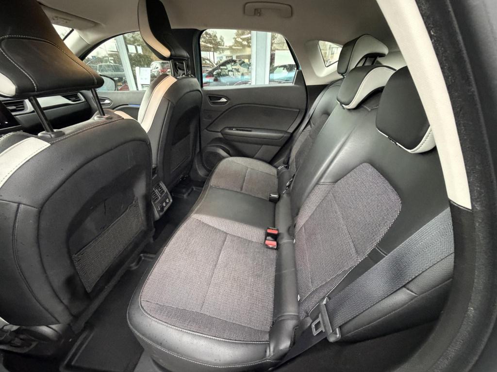 Renault Captur 1.6 e-tech plug-in hybrid 160 intens