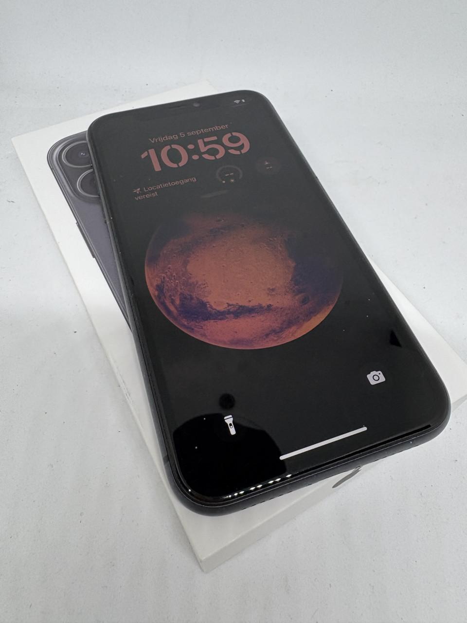 IPhone 11  zwart  64GB