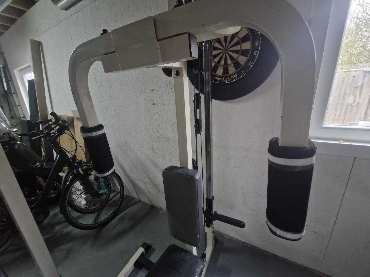 Smithmachine met 127,5kg